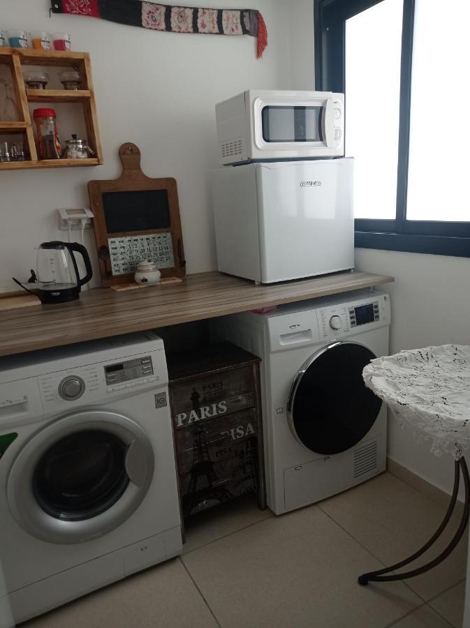 하이파 New! Great Location! Vibrant Downtown, Talpiot Market, Flea Market, Carmel Beach, Close To Everywhere 아파트 외부 사진