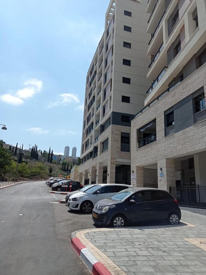 하이파 New! Great Location! Vibrant Downtown, Talpiot Market, Flea Market, Carmel Beach, Close To Everywhere 아파트 외부 사진